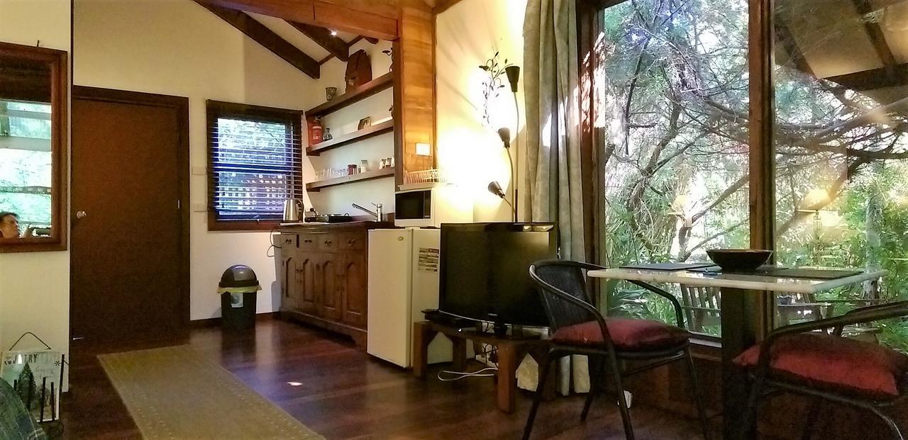 Black Cockatoo Lodge Нанъп Екстериор снимка