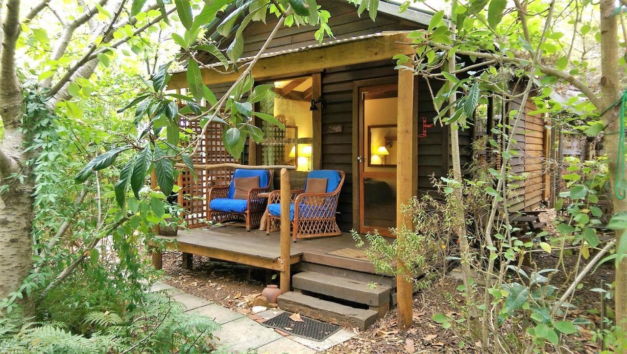 Black Cockatoo Lodge Нанъп Екстериор снимка