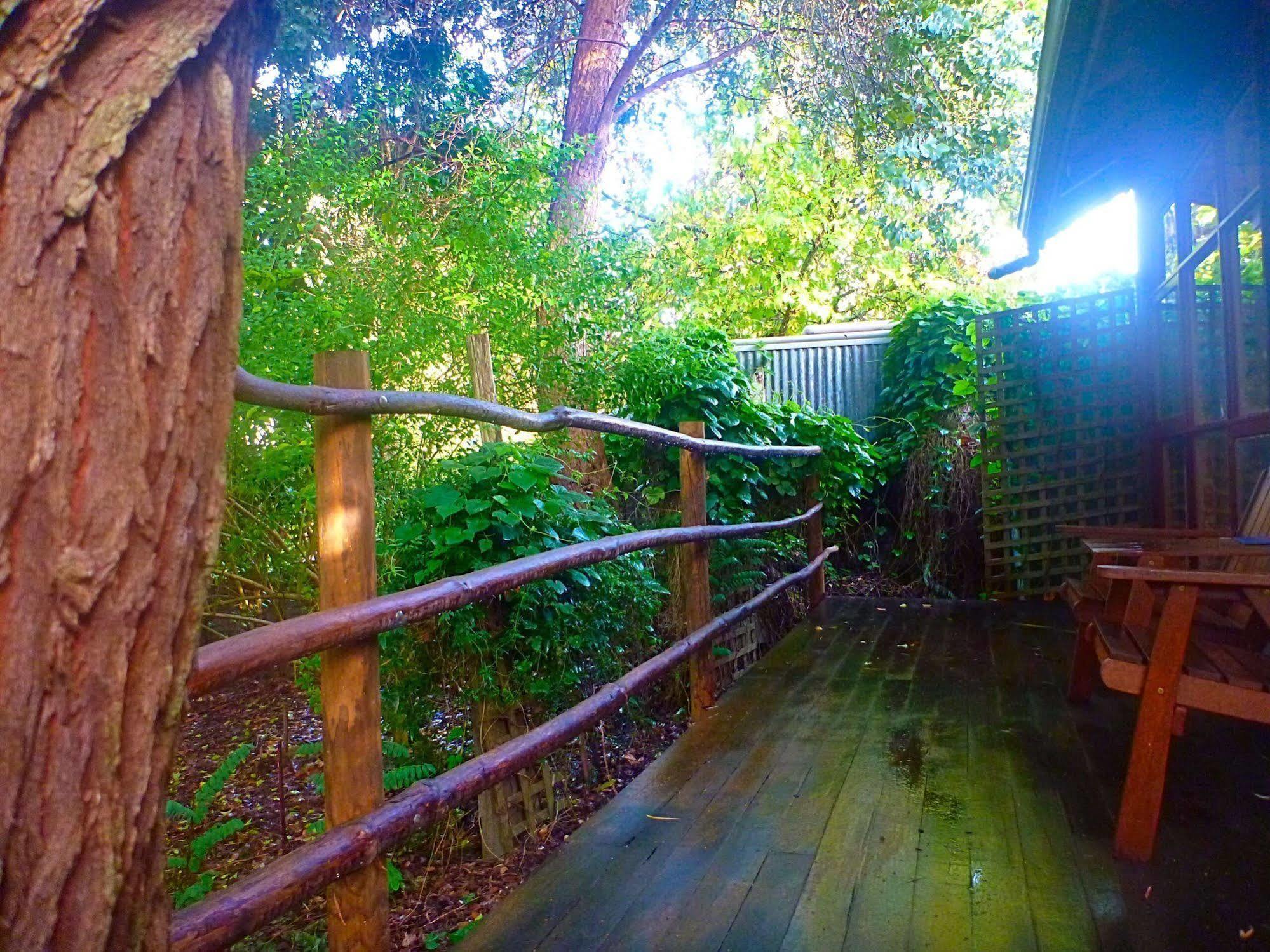 Black Cockatoo Lodge Нанъп Екстериор снимка