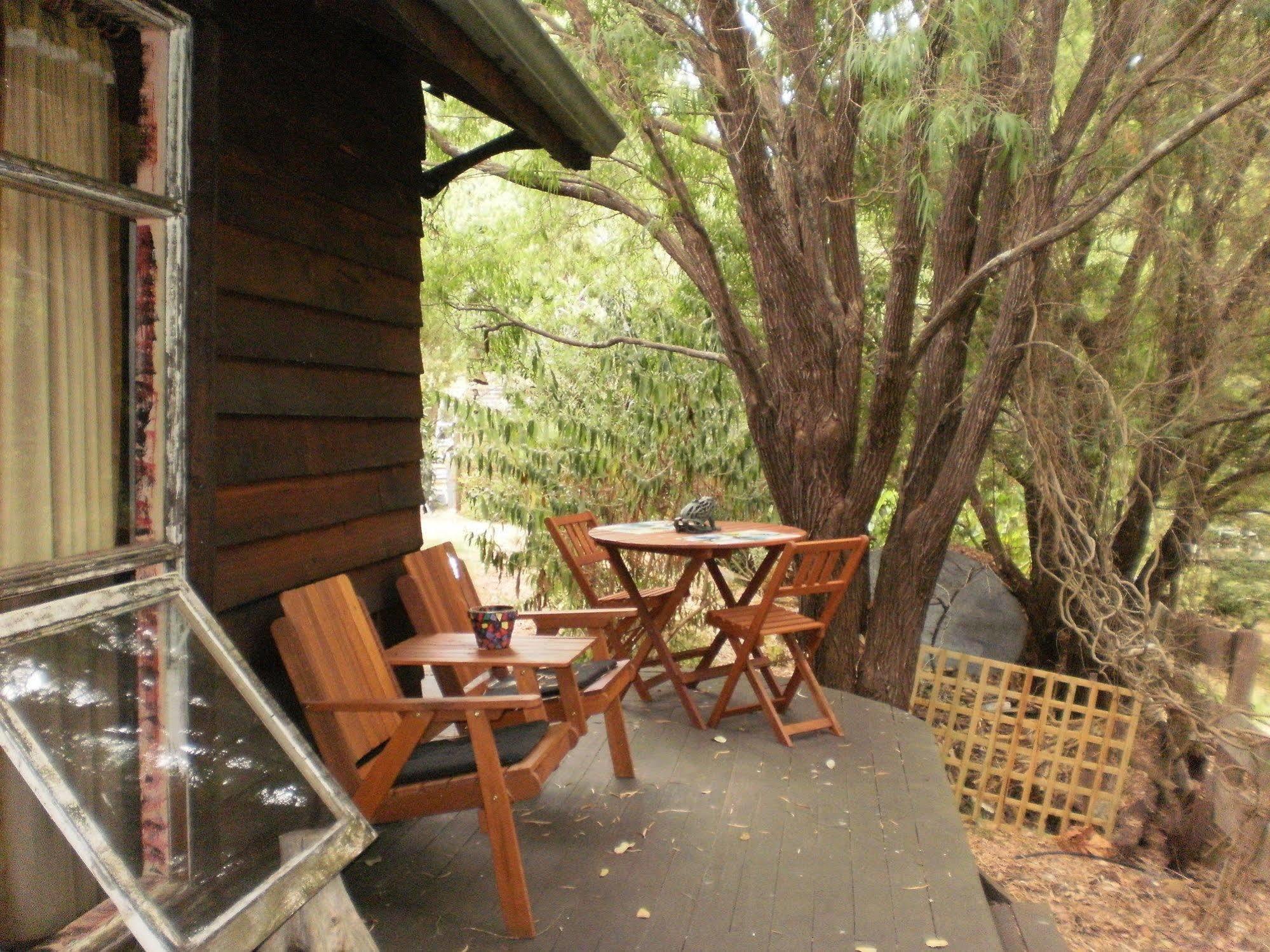Black Cockatoo Lodge Нанъп Екстериор снимка